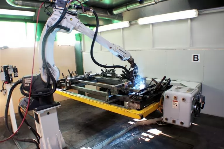 Neuer Schweißroboter
