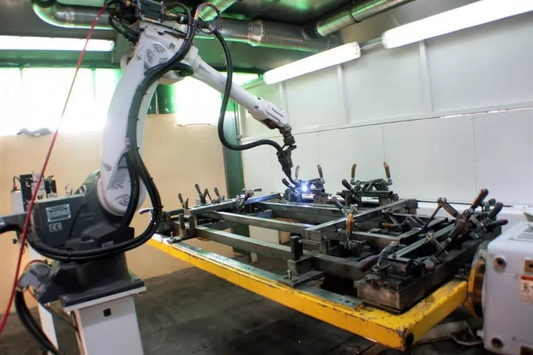 New welding robot 