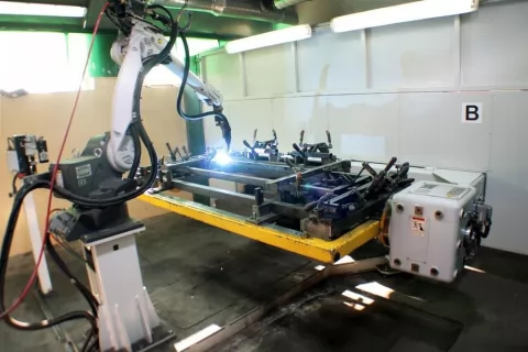 Nowy robot spawalniczy